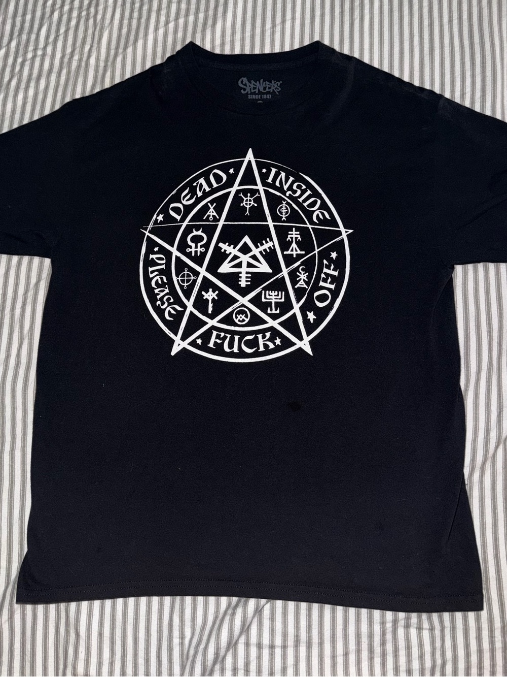 Spencer's Black Short-Sleeve Tee White Pentagram Witch Occult Graphic Unisex L